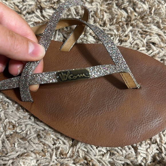 Glitter volcom sandals - Picture 6 of 9
